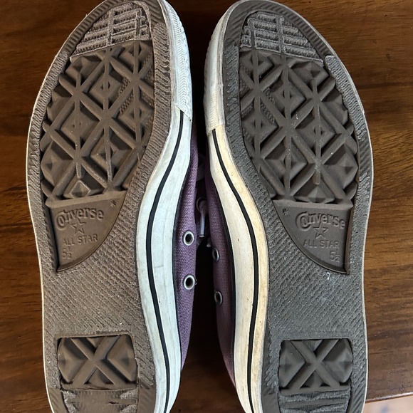 Converse All-Stars lavender slip-ons (size 7.5) - Picture 6 of 7